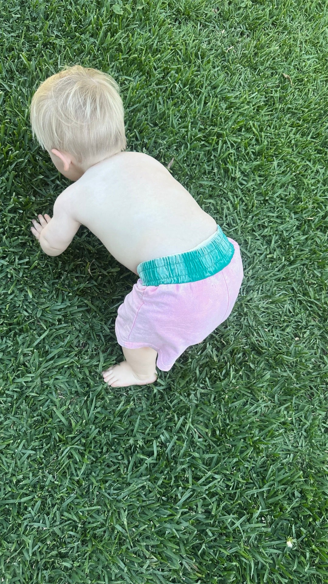 Vintage contrast shorts.